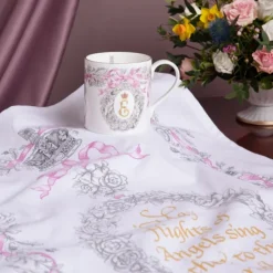 Royal Collection Shop Queen Elizabeth Ii Commemorative Tea Towel* Queen Elizabeth Ii Commemorative Range